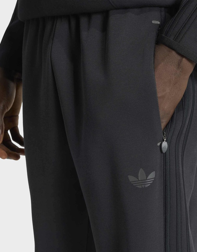 adidas Originals - SPACER TEAMGEIST 26 CUTLINE CUFFED PANTS Mens