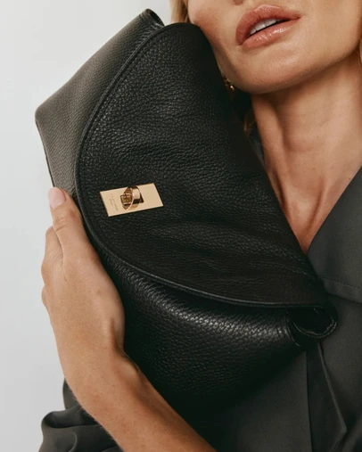 VESTIRSI - Sloane Black Leather Convertible Clutch