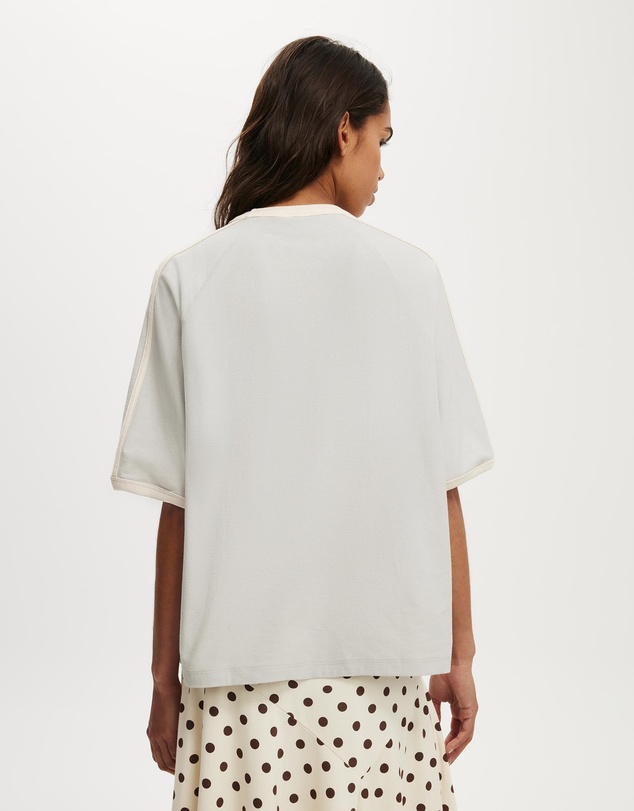 Cotton On - Lcn Oversized Crew Neck Raglan Jersey