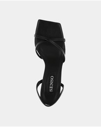 Senso - Erika I