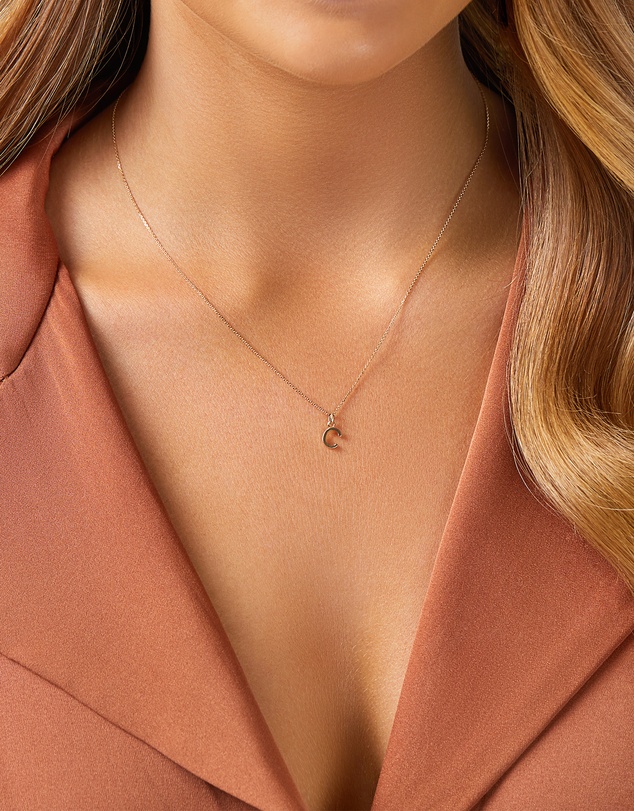 Michael Hill - C Initial Pendant in 10kt Yellow Gold