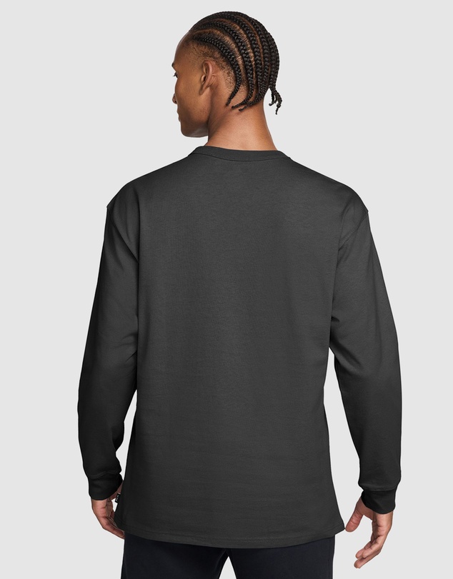 Nike - Nike Sportswear Premium Essentials Long-Sleeve T-Shirt