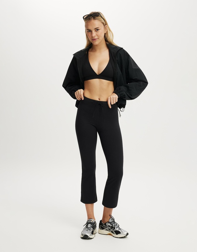 Cotton On Body Active - Ultra Soft Tie Front Cropped Kick Flare