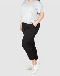 Love Your Wardrobe - Isla Knit Ponte Crop Pants