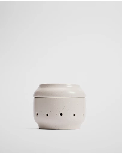 Country Road - Miari Garlic Holder