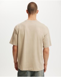 Cotton On - Box Fit T-Shirt
