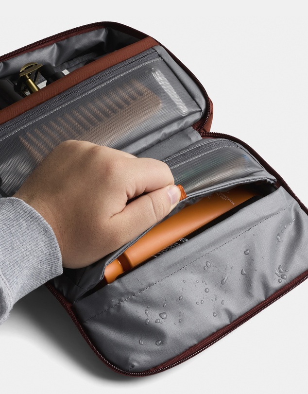 Bellroy - Hanging Toiletry Kit