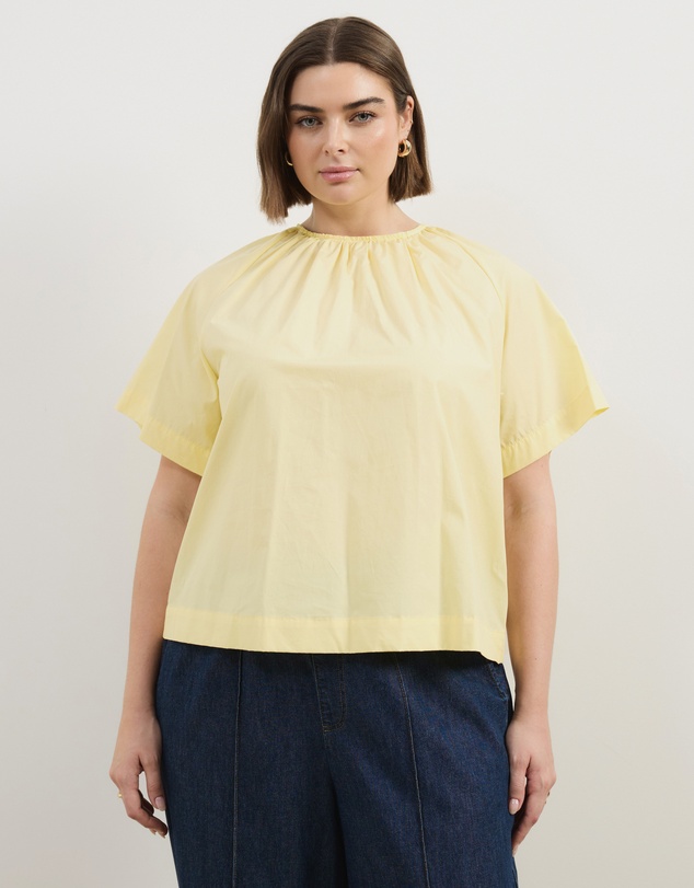 Atmos&Here Curvy - Tirsa Cotton Gathered SS Top