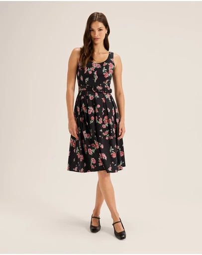 Review - Cameo Rose Dress