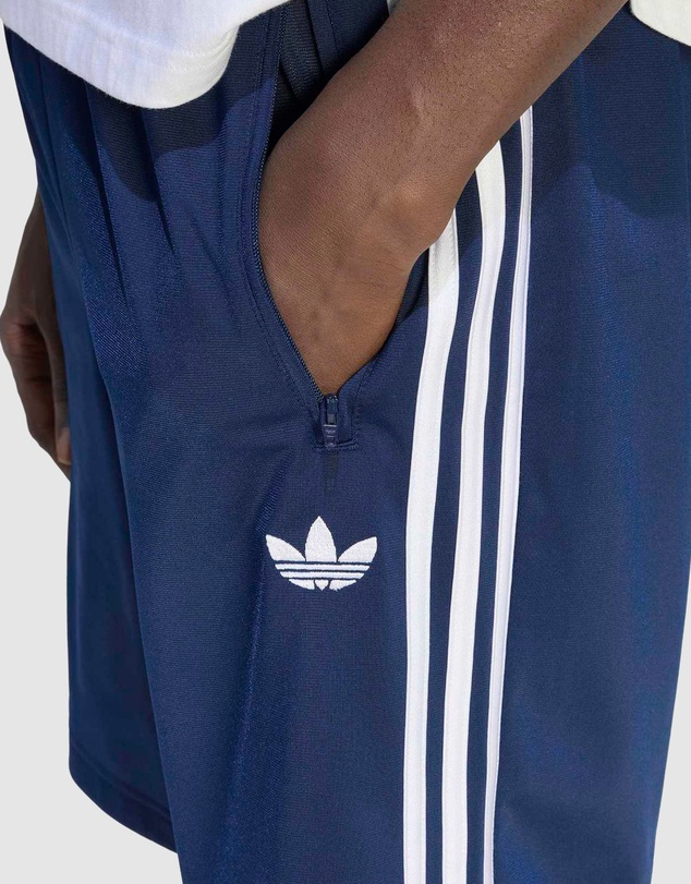 adidas Originals - Firebird Shorts