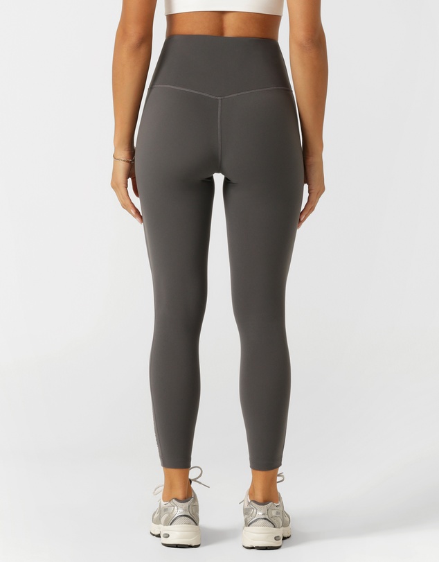 Lorna Jane - Lotus No Chafe Phone Pocket Ankle Biter Leggings
