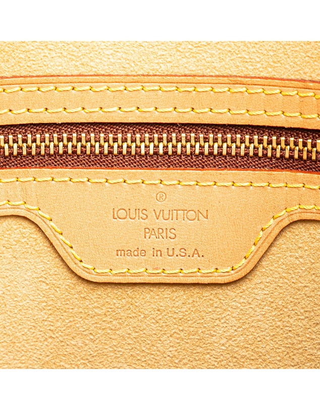 Pre-Loved by Azura Reborn - Pre-Loved louis vuitton Leather Shoulder Bag with Classic Pattern and Top Handle for Women