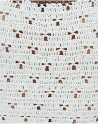 Isabelle Quinn - Hazel Crop