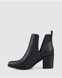 Verali - Santana Cut Out Ankle Boots