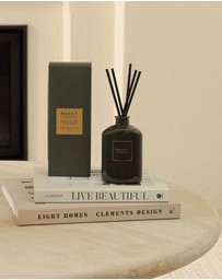 Moss St Fragrances - Tobacco Leaf & Saffron Fragrance Diffuser 300ml