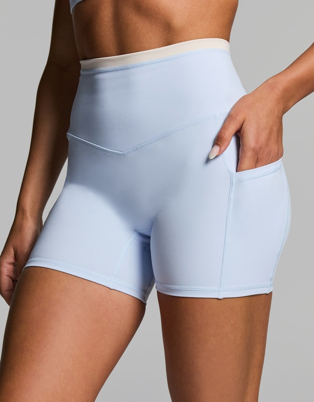 Rockwear - No Front Seam Blocked Mid Thigh Bike Shorts