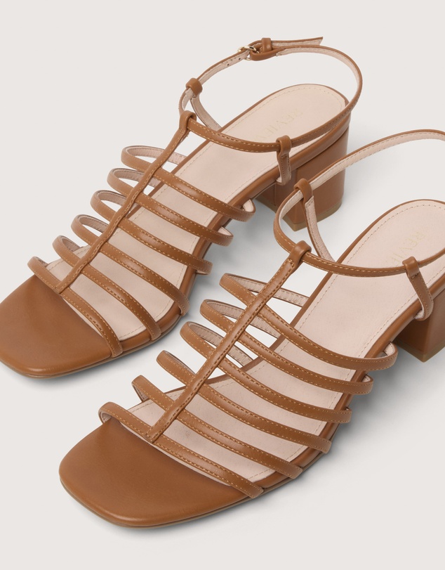 Review - Cynthia Heel