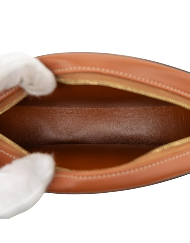 Pre-Loved by Azura Reborn - Pre-Loved Small Calfskin Cuir Triomphe Oval Crossbody