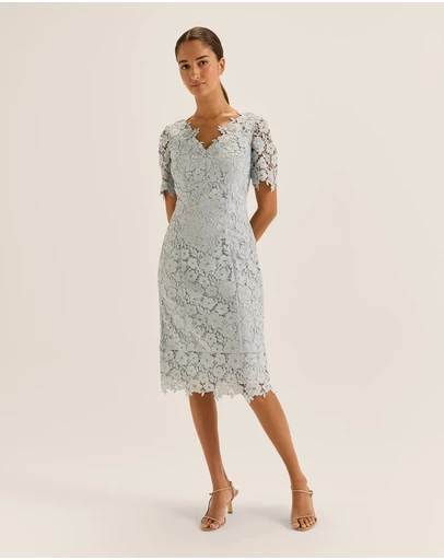 Review - Admire Lace Dress