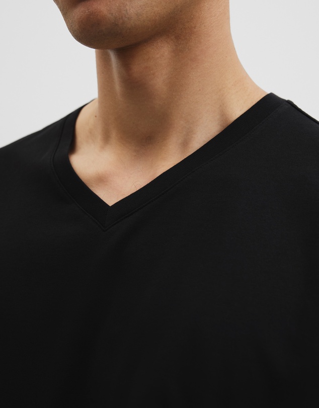Country Road - Pima Cotton V-neck T-shirt