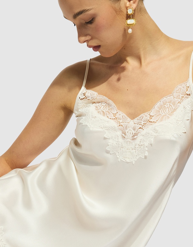 GINIA - Silk Lace Chemise