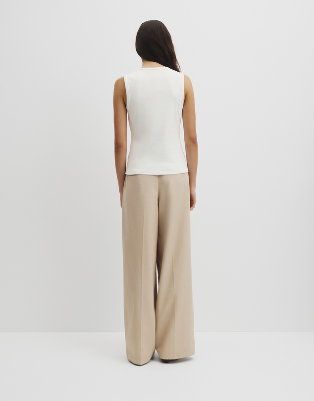Country Road - Henley Tank