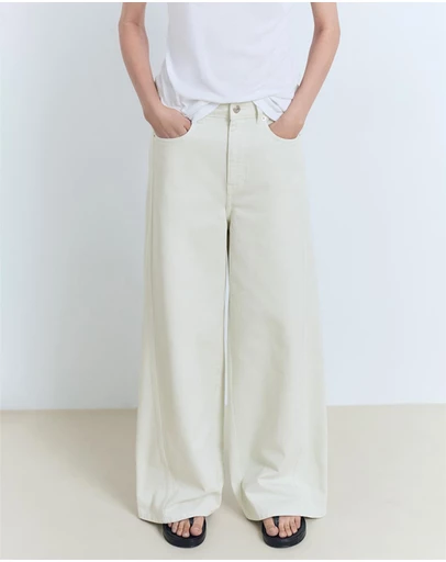 M.N.G - Mila Wideleg Mid-Rise Jeans