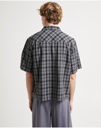 Black Noise White Rain - Archibald Cropped Resort Shirt