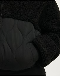 Cotton On Body Active - Sherpa Quilted Hooded Jacket