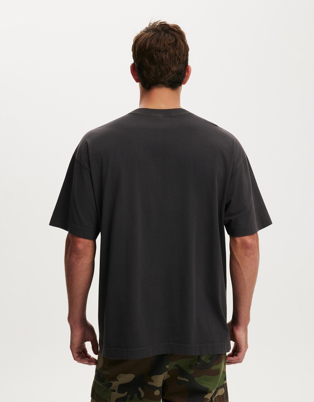 Cotton On - Box Fit Premium Music T-Shirt