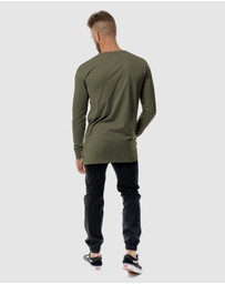 DVNT - Saxon Embroidery Long Sleeve Tee
