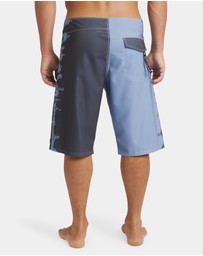 Billabong - Mens Inverted Pro 22