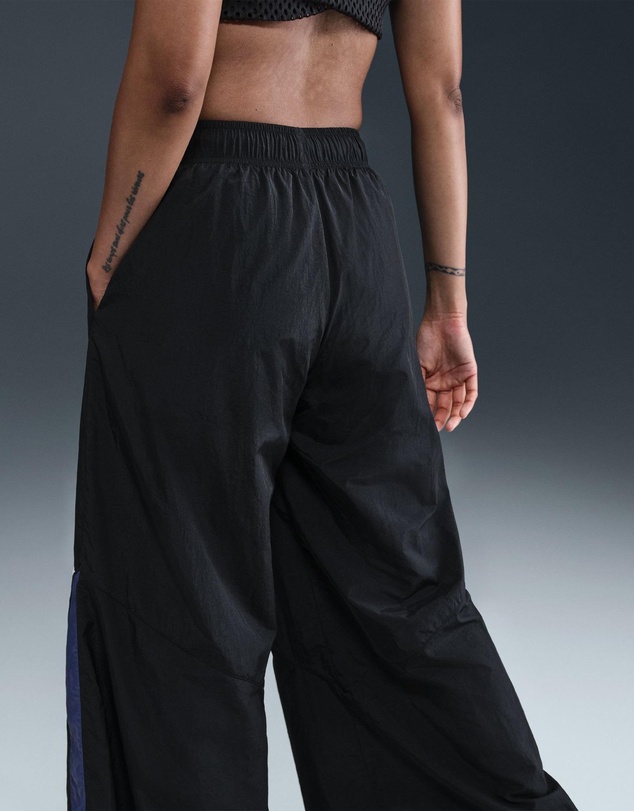 Nike - Sportswear Wide-Leg Woven Pants