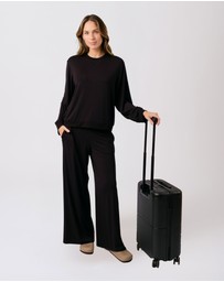 UNE PIECE - Lounge Long Sleeve Crew Neck Top