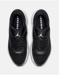 Nike - Jordan Trunner Flow - Men's