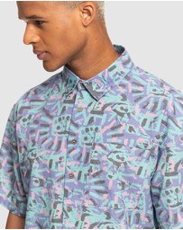 Quiksilver - Quiksilver X Stranger Things Mens The Lenora Short Sleeve Shirt