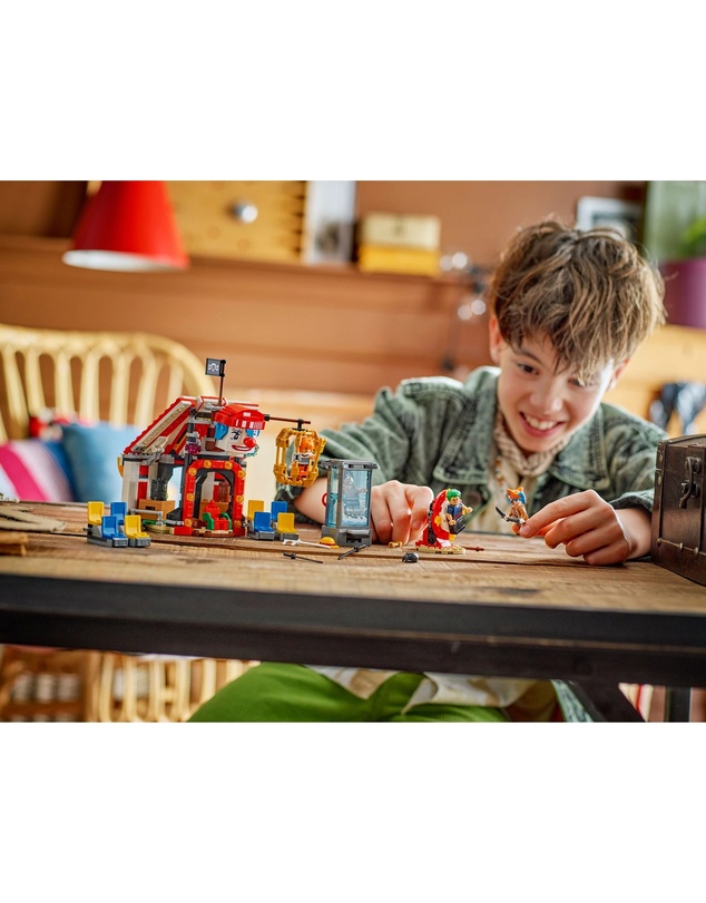 LEGO - 75637 Buggy the Clown's Circus Tent OP