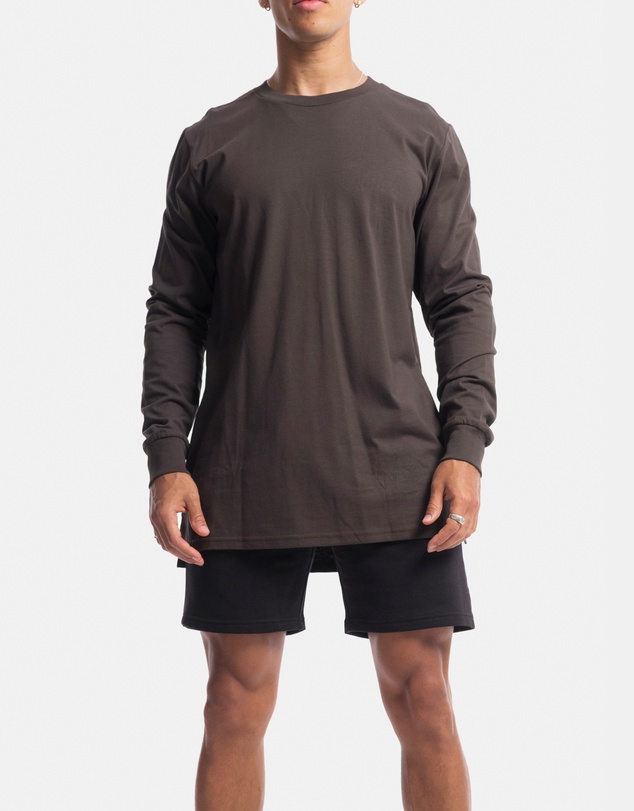 Vacancy Co - Vacant Long Sleeve Tee