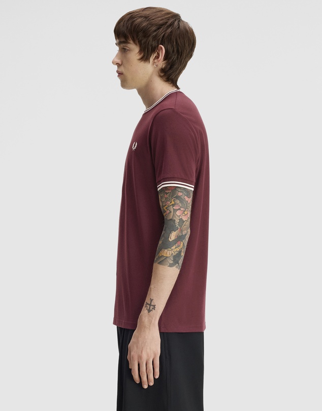 Fred Perry - Twin Tipped T-Shirt