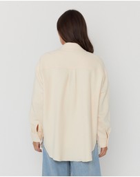 ALEXANDRA - Nelsie Shacket Butter