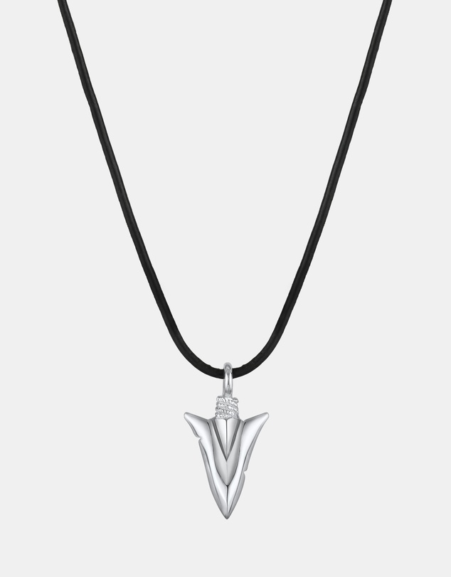 Kuzzoi - ICONIC EXCLUSIVE - Arrow Pendant Necklace in 925 Sterling Silver
