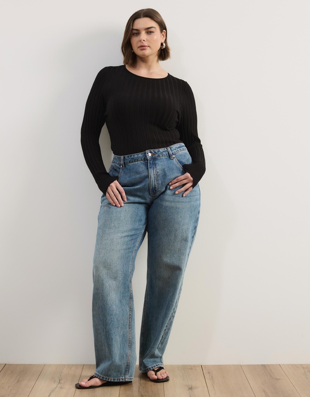 Atmos&Here Curvy - Rumi LS Fitted Rib Knit Top