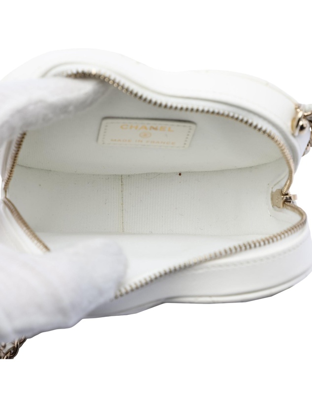 Pre-Loved by Azura Reborn - Pre-Loved Mini Lambskin CC in Love Heart Crossbody