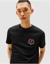 Tommy Jeans - Regular Small Motif Tee