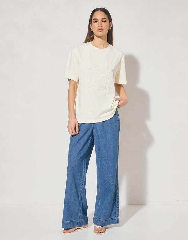 MON RENN - Essie Tee