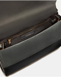 Furla - Furla Domus M Shoulder Bag 32