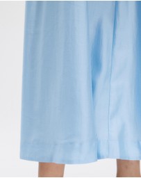 Minima Esenciales - Quill Midi Dress