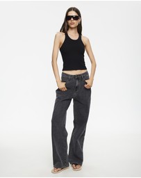 Lioness - Divine Jeans - ICONIC EXCLUSIVE