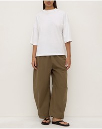 Assembly Label - Lola Barrel Pants
