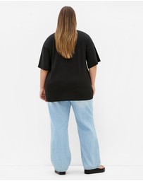 City Chic - Plus size Oversized Rose Print Tee - black